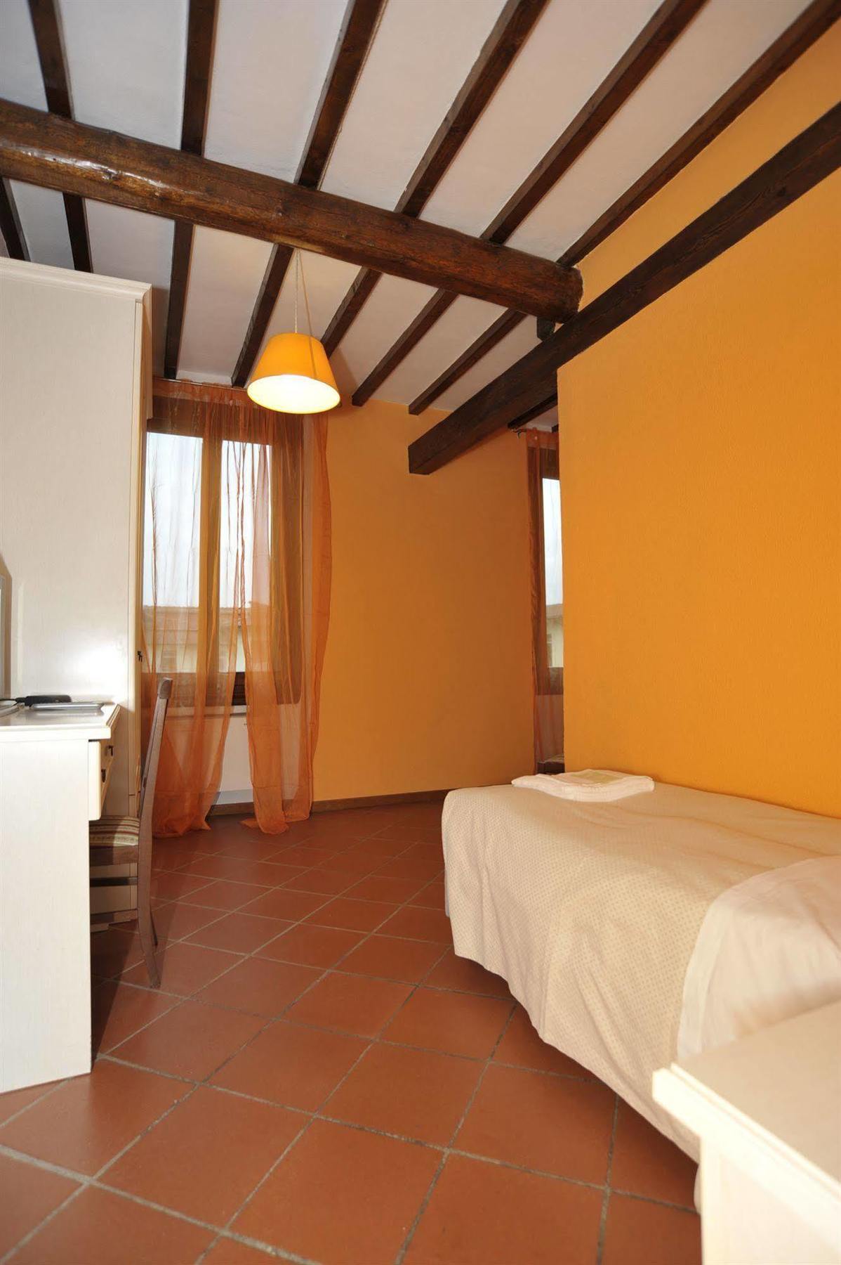 Soggiorno Laura - B&B Florenţa Exterior foto